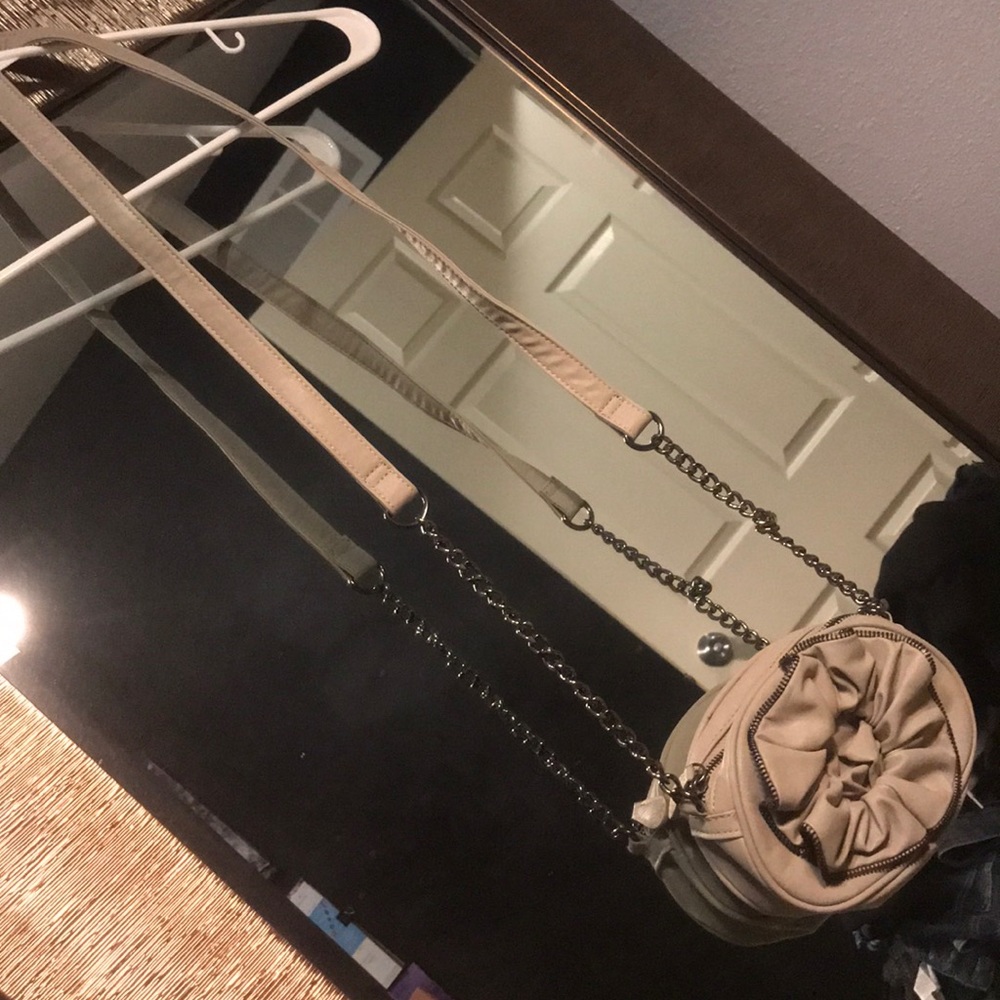 Beige purse